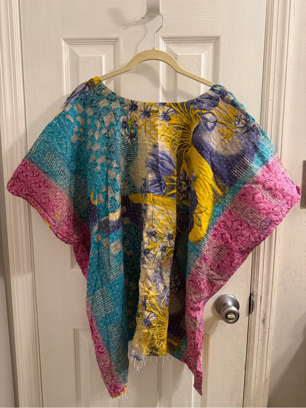 Reversible Kantha High-Low Top - Picture 4 of 8